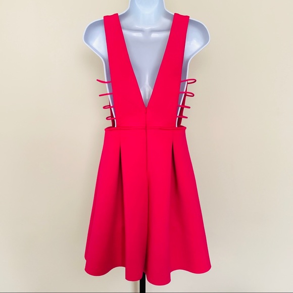 🌺 Fit and Flare Fuchsia Dress 🌺 - Picture 4 of 5